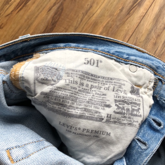 Levi’s 501 Montgomery Wash cropped Jeans - Picture 7 of 8